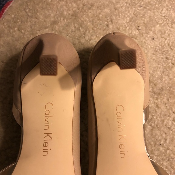 Calvin Klein heels - Picture 3 of 5